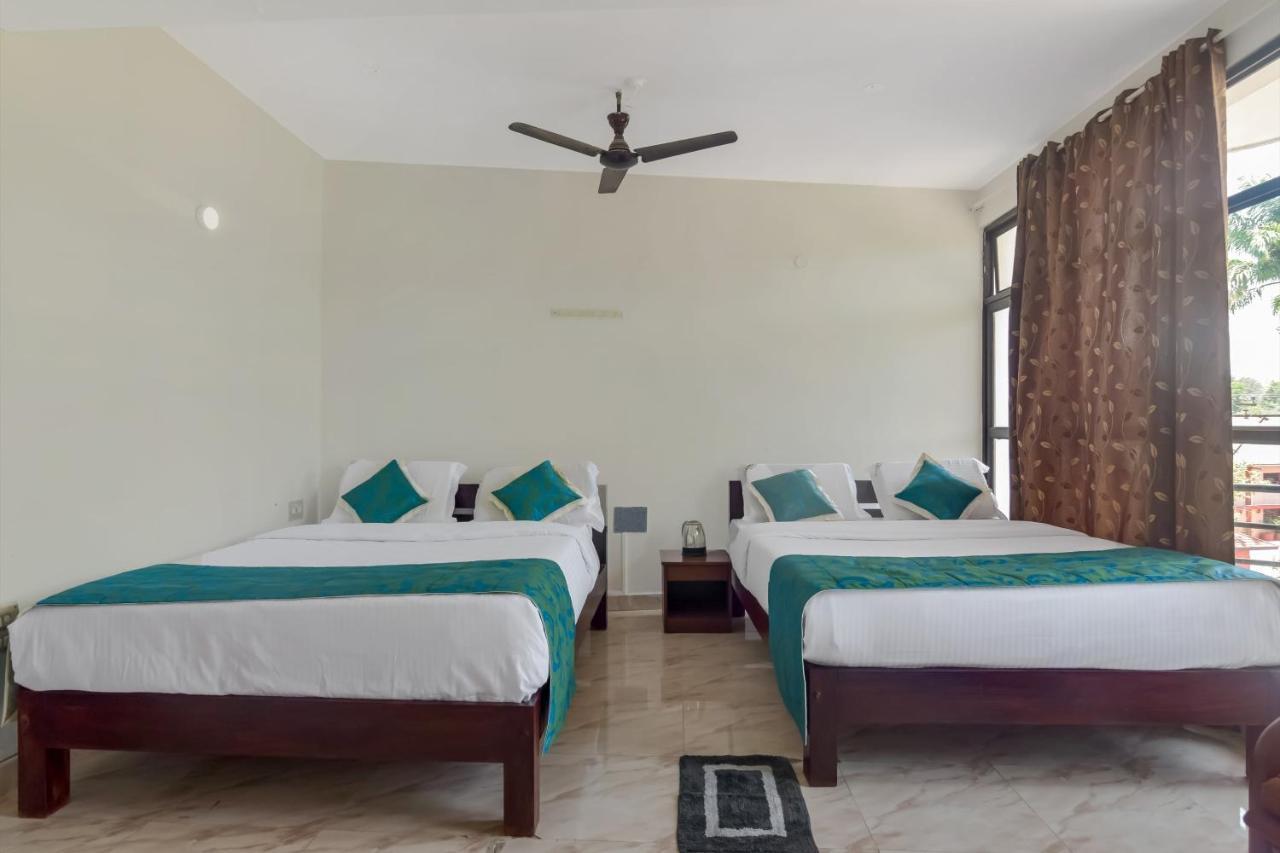 Oyo 13581 Hotel Raj Madikeri Luaran gambar